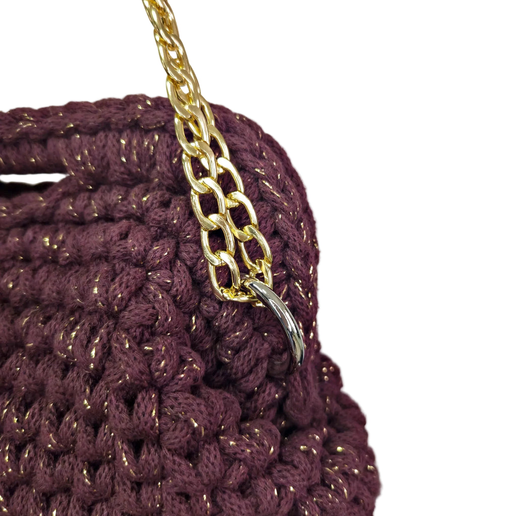 ARIA – Aranyszállal Szőtt Kézitáska és Clutch (Arany Lánccal)
